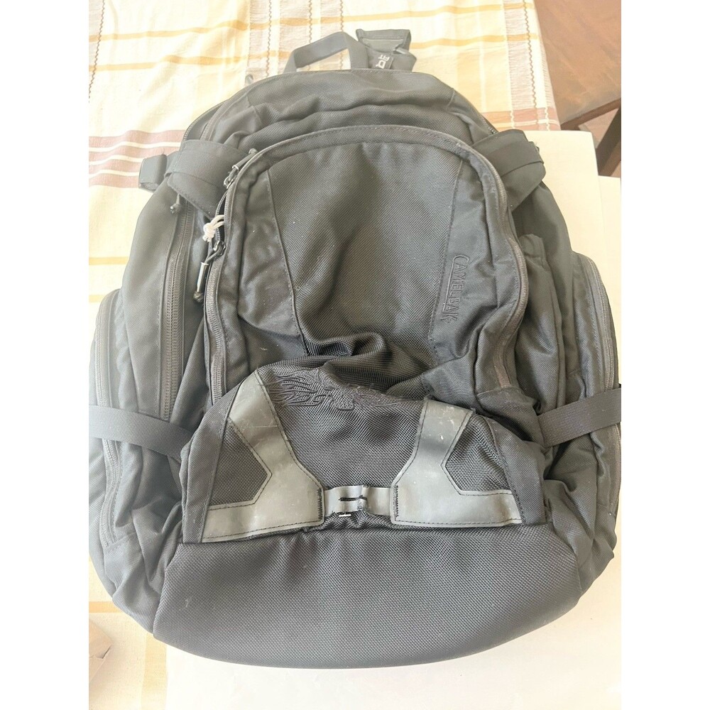 CamelBak Urban Assault XL Black Backpack Great Condition Durable Gear Hiking